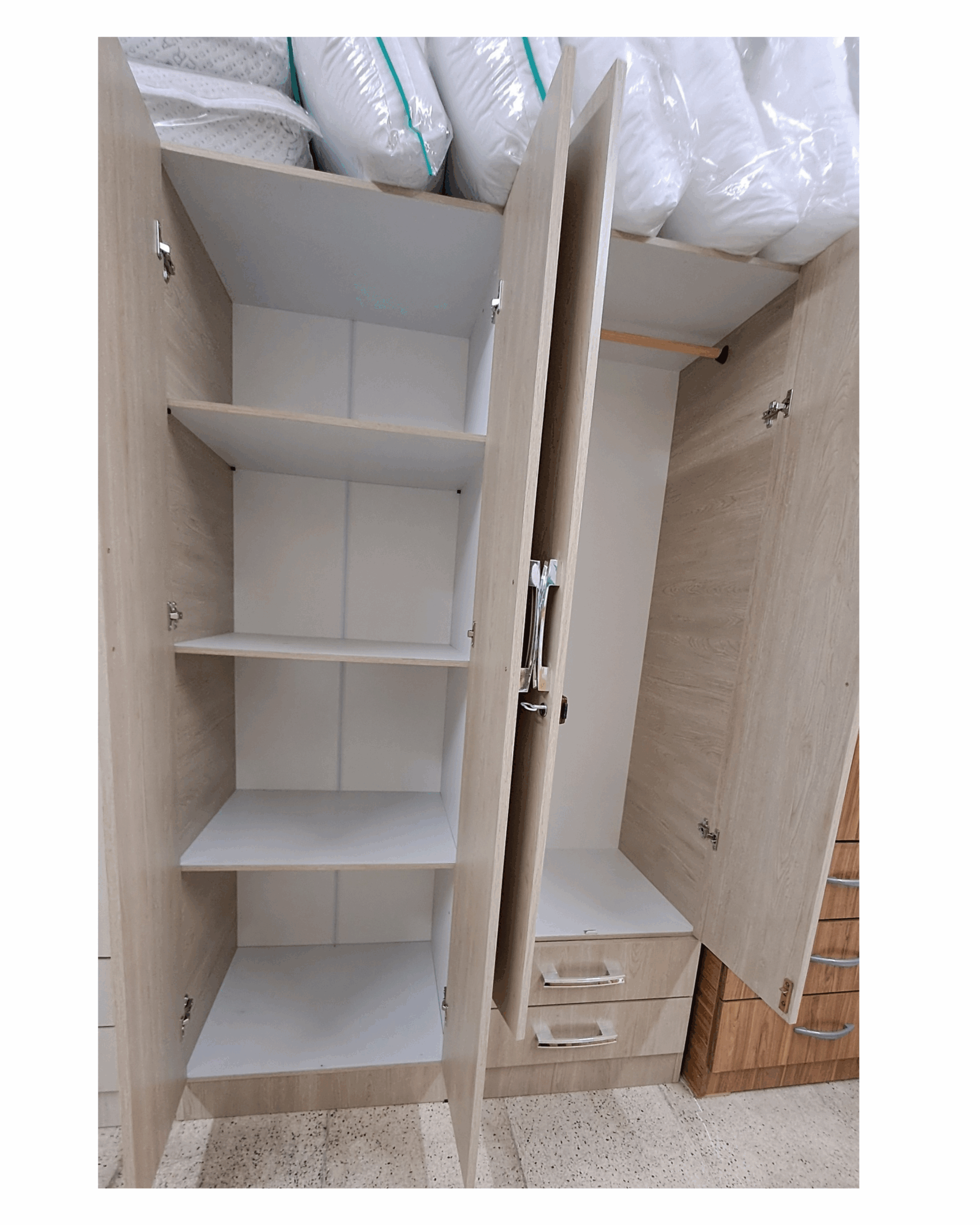 Placard 1,20mts x 1,80mts pta p/abrir c/ 2 cajones - Imagen 2